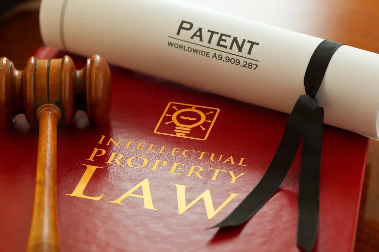 Intellectual property legal research workspace